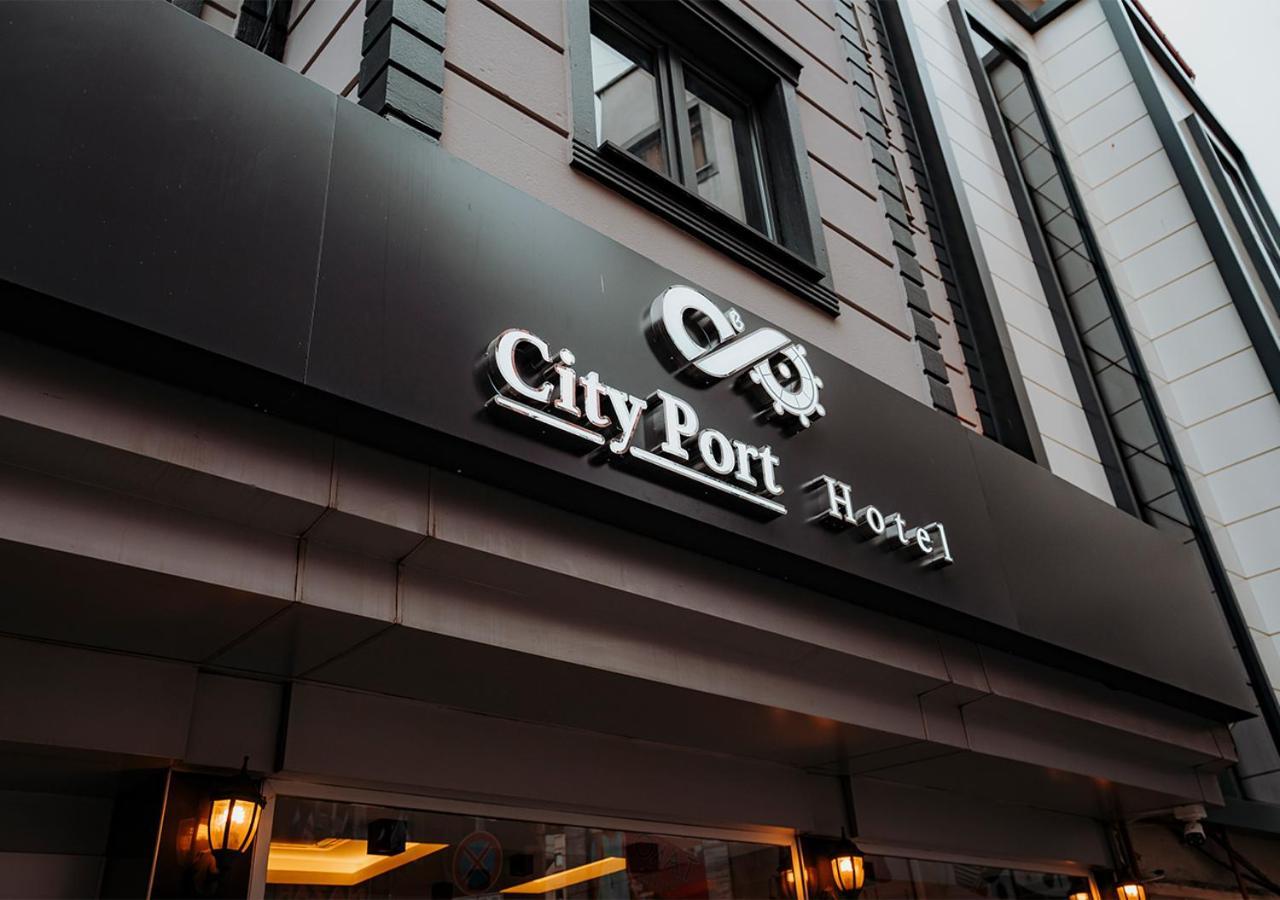 City Port Hotel ทรับซอน ภายนอก รูปภาพ